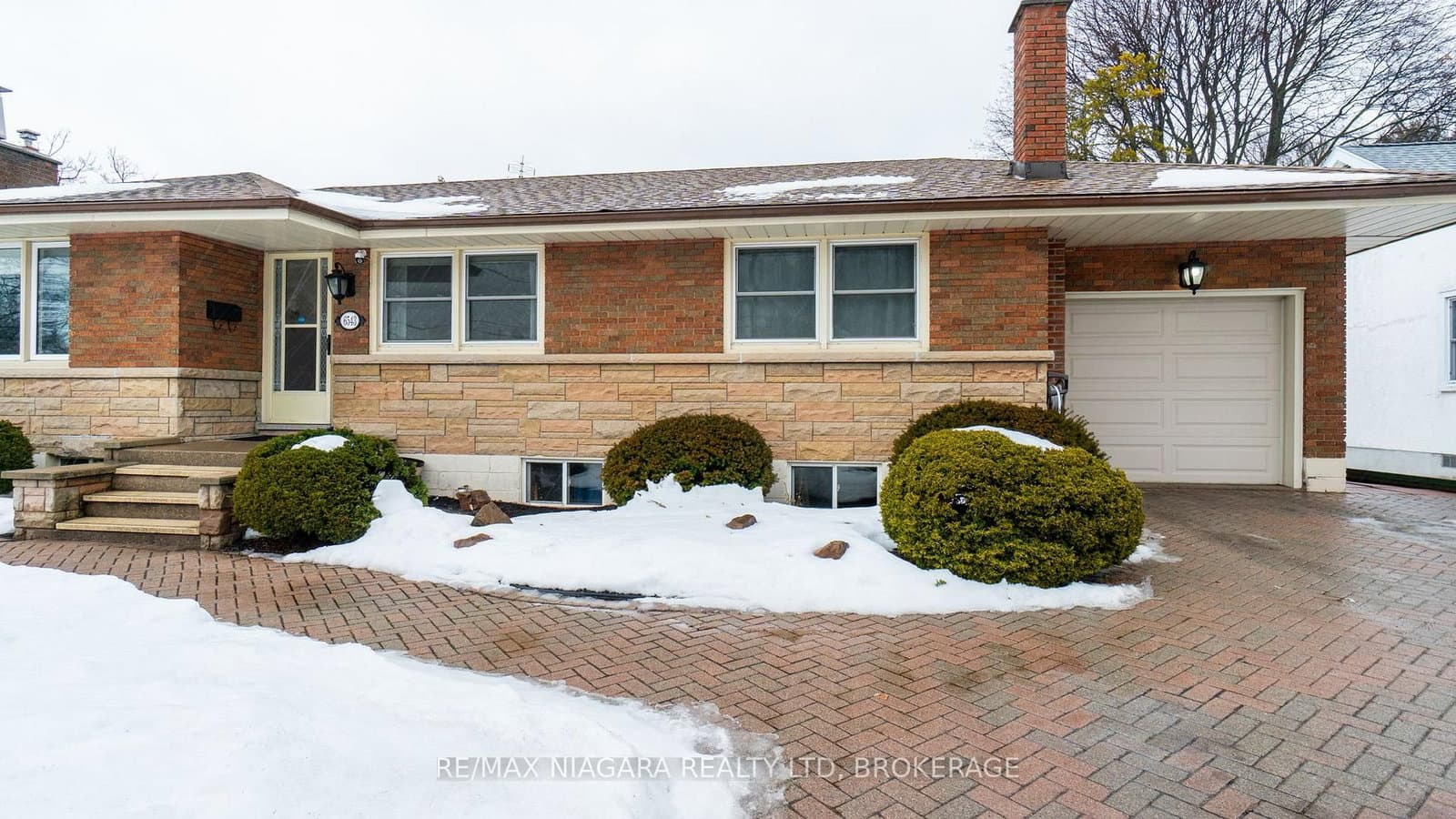 6543 ST. JOHN Street, Niagara Falls, ON — photo 2
