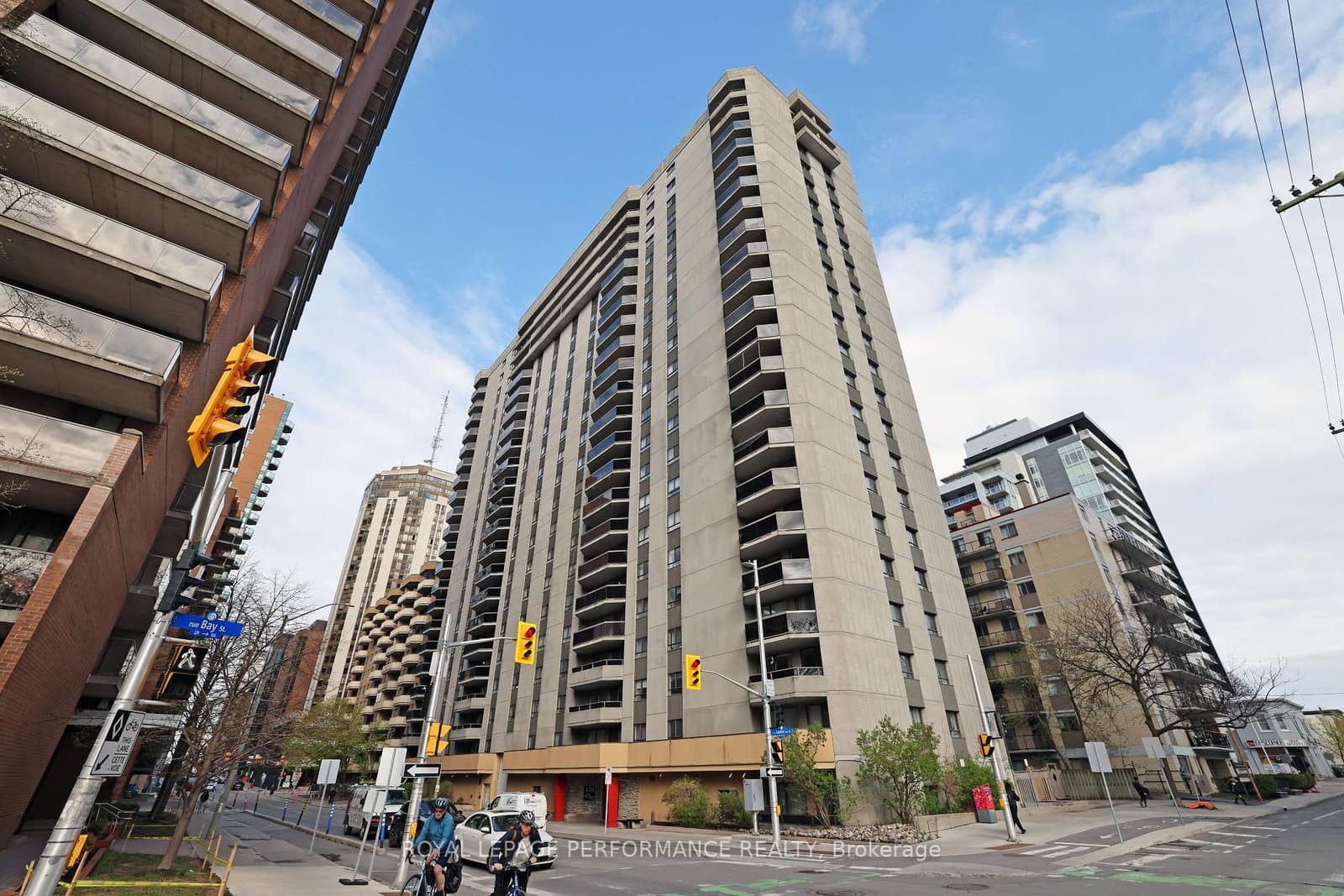 1701 - 470 Laurier Avenue, Ottawa, ON