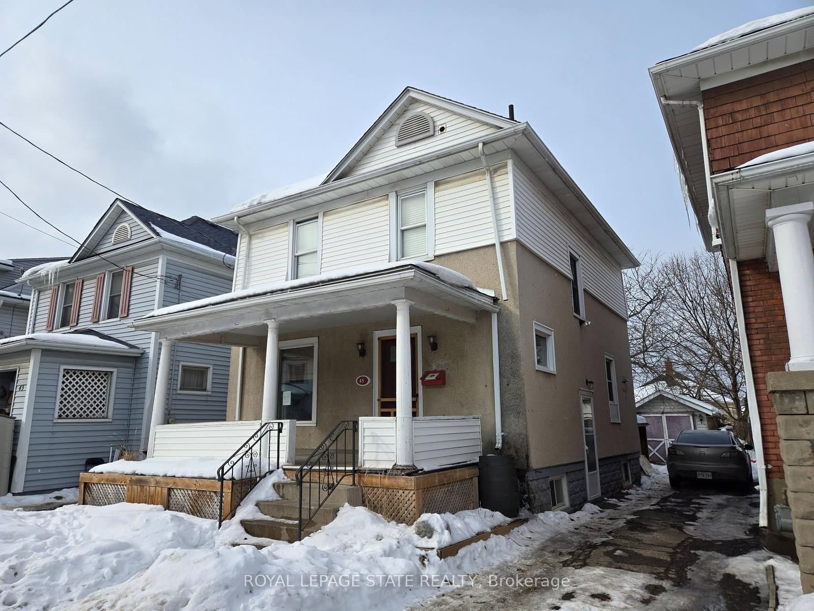 45 Chaplin Avenue, St. Catharines, ON — photo 2