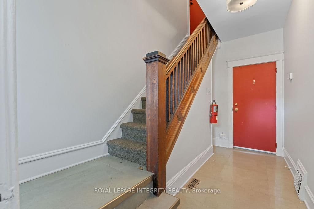 60 Clarey Avenue, Ottawa, ON — photo 3