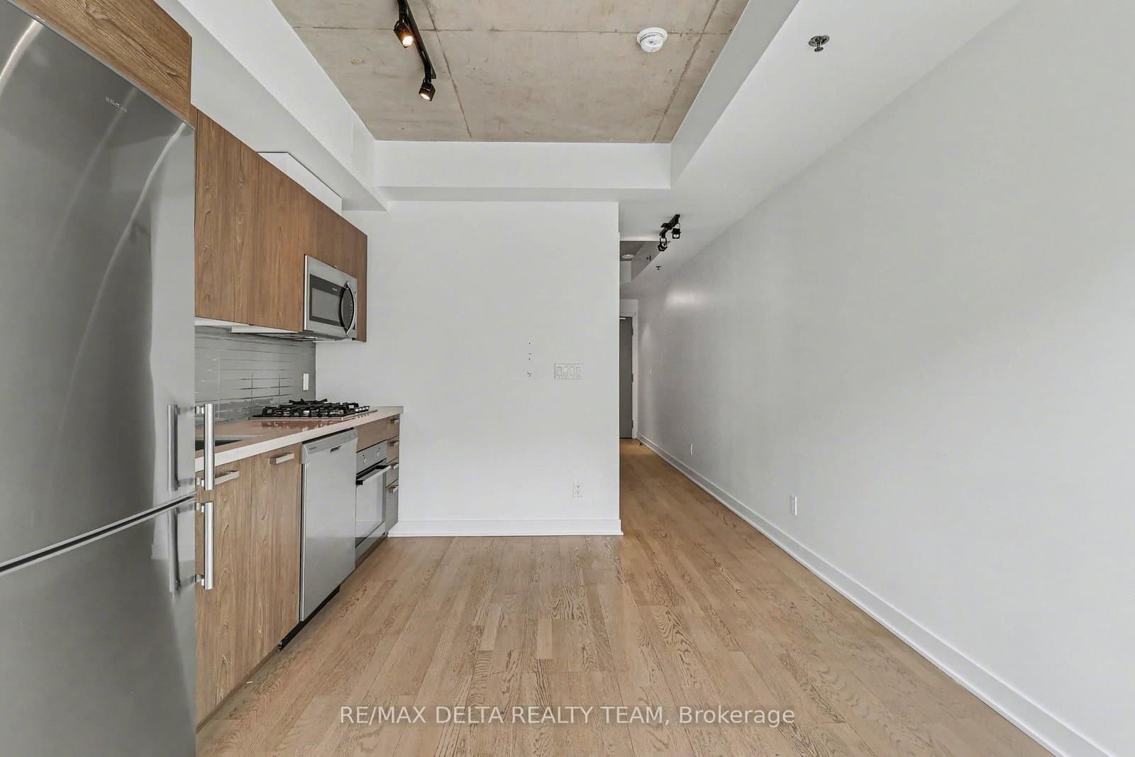 207 - 203 Catherine Street, Ottawa, ON — photo 11