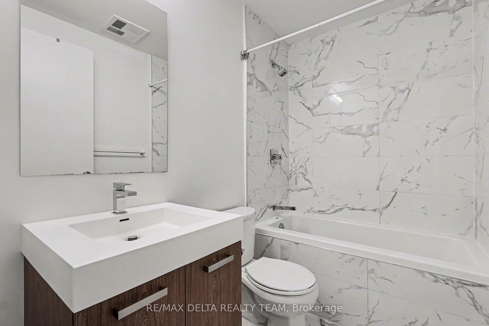 207 - 203 Catherine Street, Ottawa, ON — photo 6
