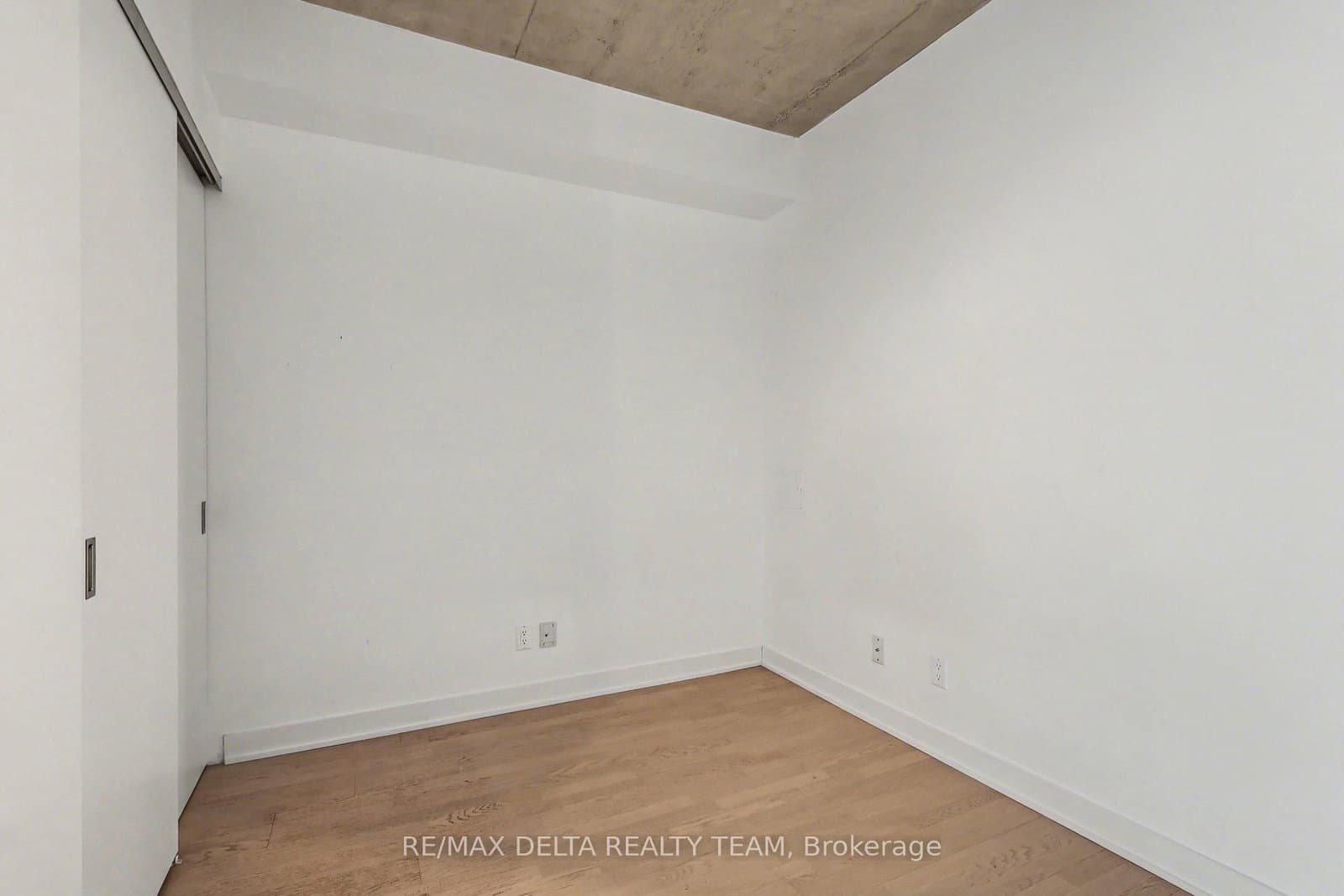 207 - 203 Catherine Street, Ottawa, ON — photo 9