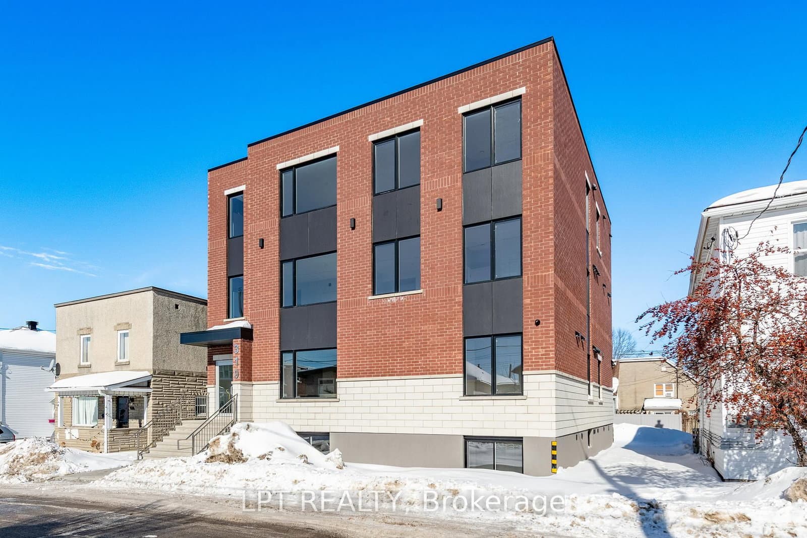 9 - 319 Shakespeare Street, Ottawa, ON — photo 2