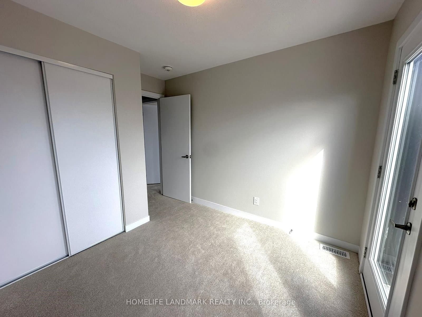 74 Ryan Reynolds Way, Orleans, ON — photo 14