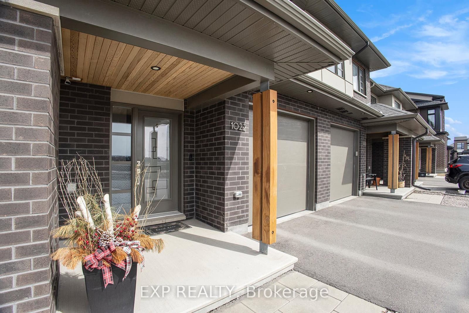 1022 Lunar Glow Crescent, Ottawa, ON — photo 3