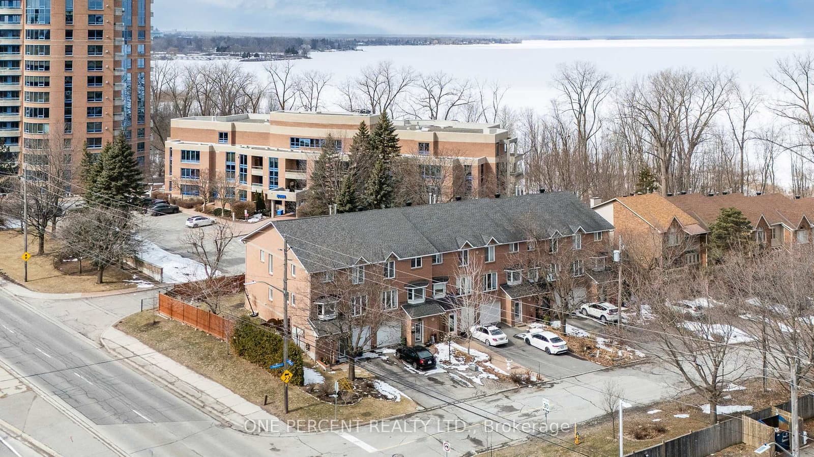 30 Maplehurst Avenue, Ottawa, ON — photo 2