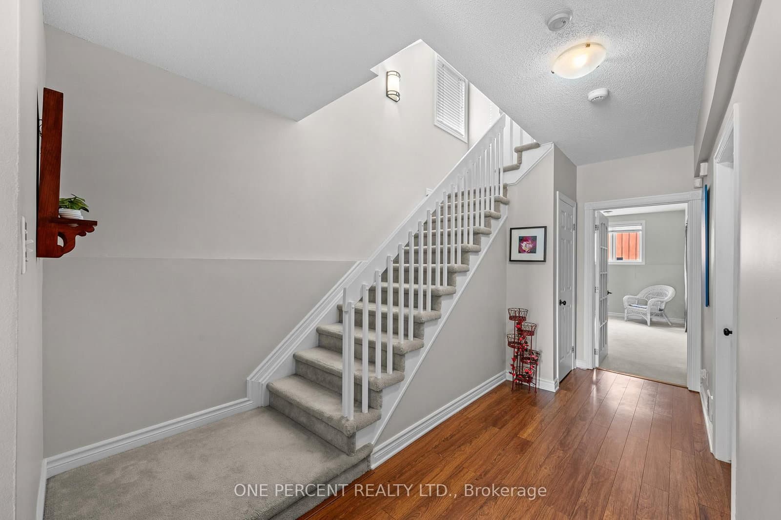 30 Maplehurst Avenue, Ottawa, ON — photo 7