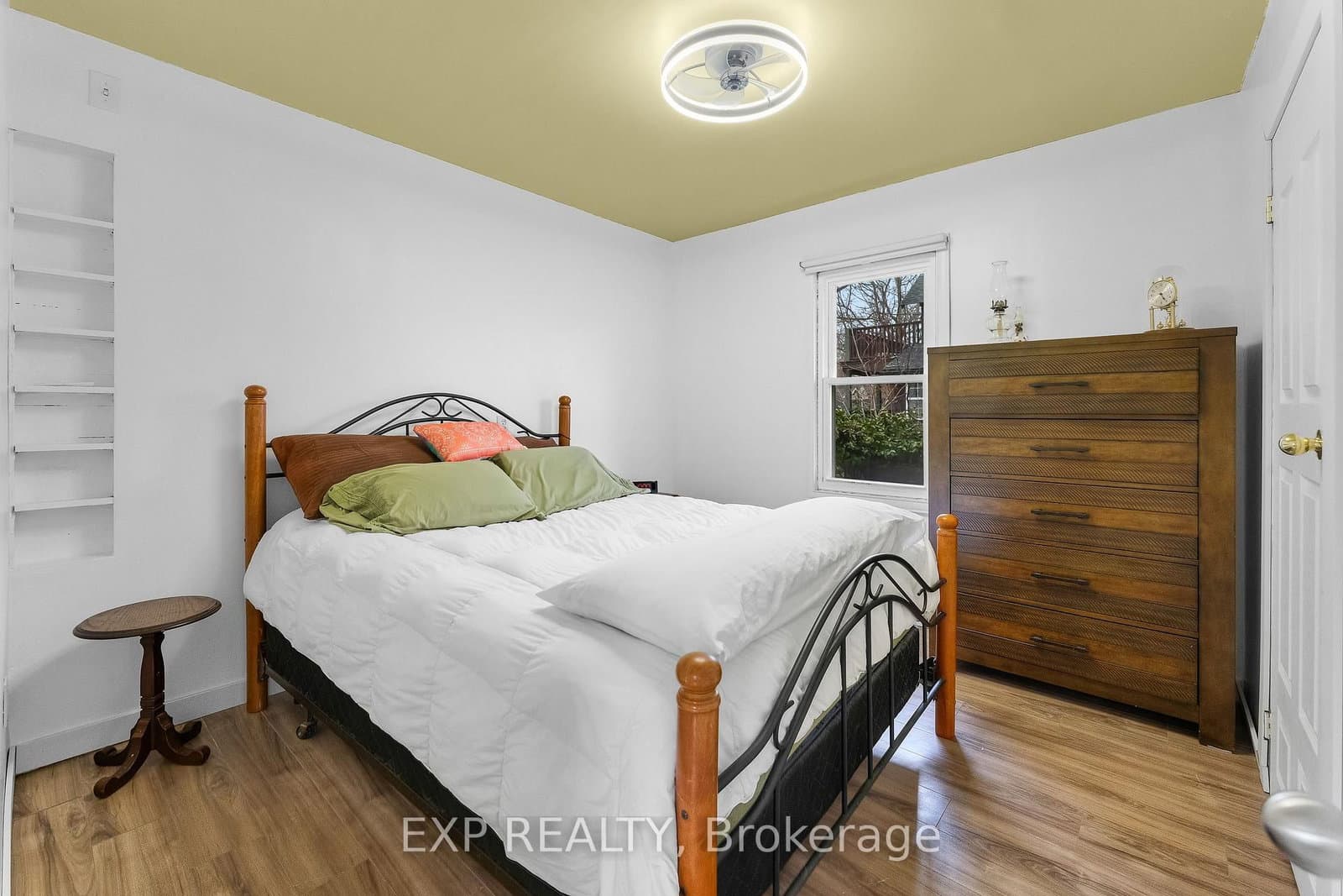 240 LINCOLN Road, Fort Erie, ON — photo 3