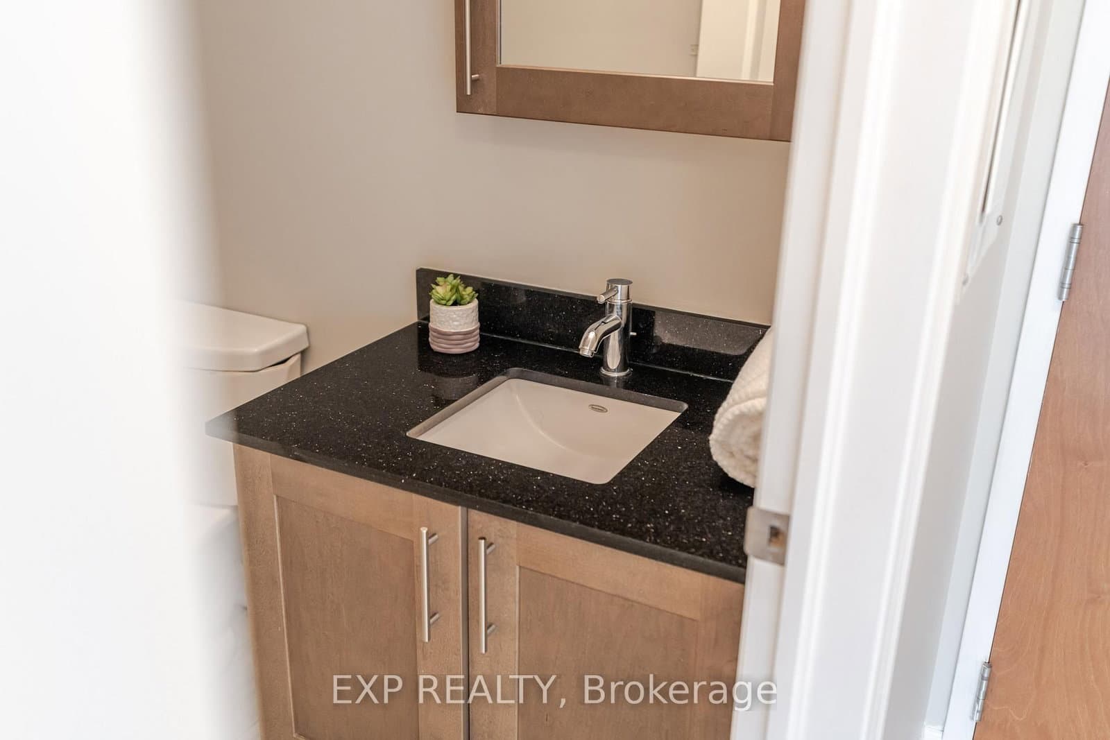 2308 - 242 RIDEAU Street, Ottawa, ON — photo 10