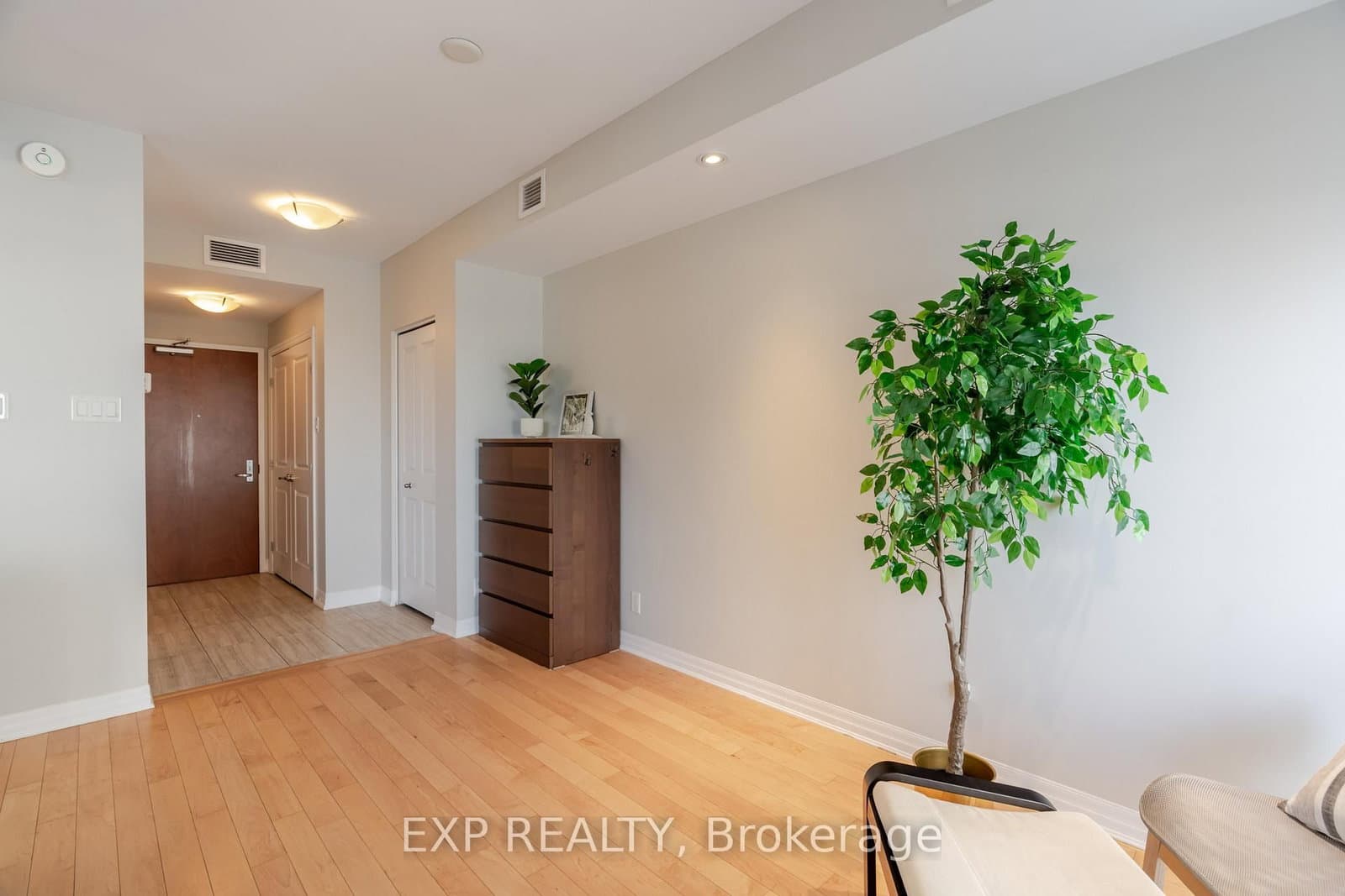 2308 - 242 RIDEAU Street, Ottawa, ON — photo 7