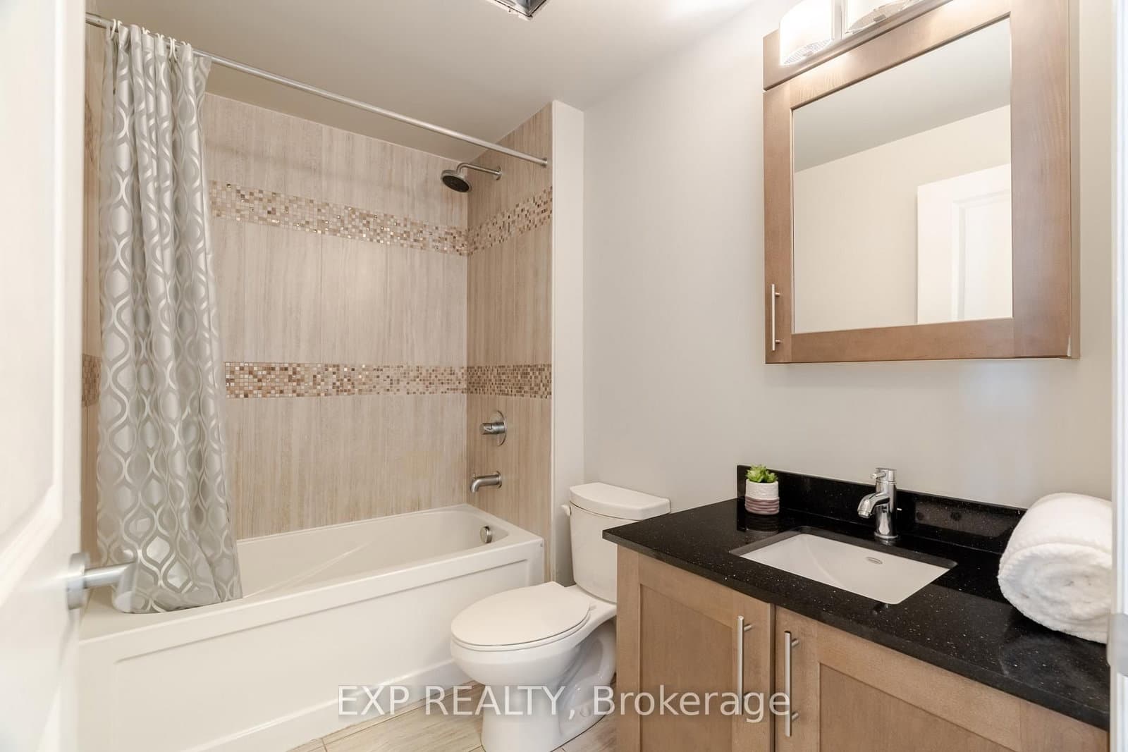 2308 - 242 RIDEAU Street, Ottawa, ON — photo 9