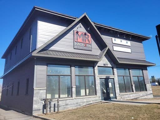 1877 Merivale Road, Ottawa, ON