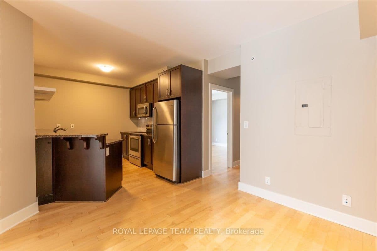 9 Balsam Street, Ottawa, ON — photo 11