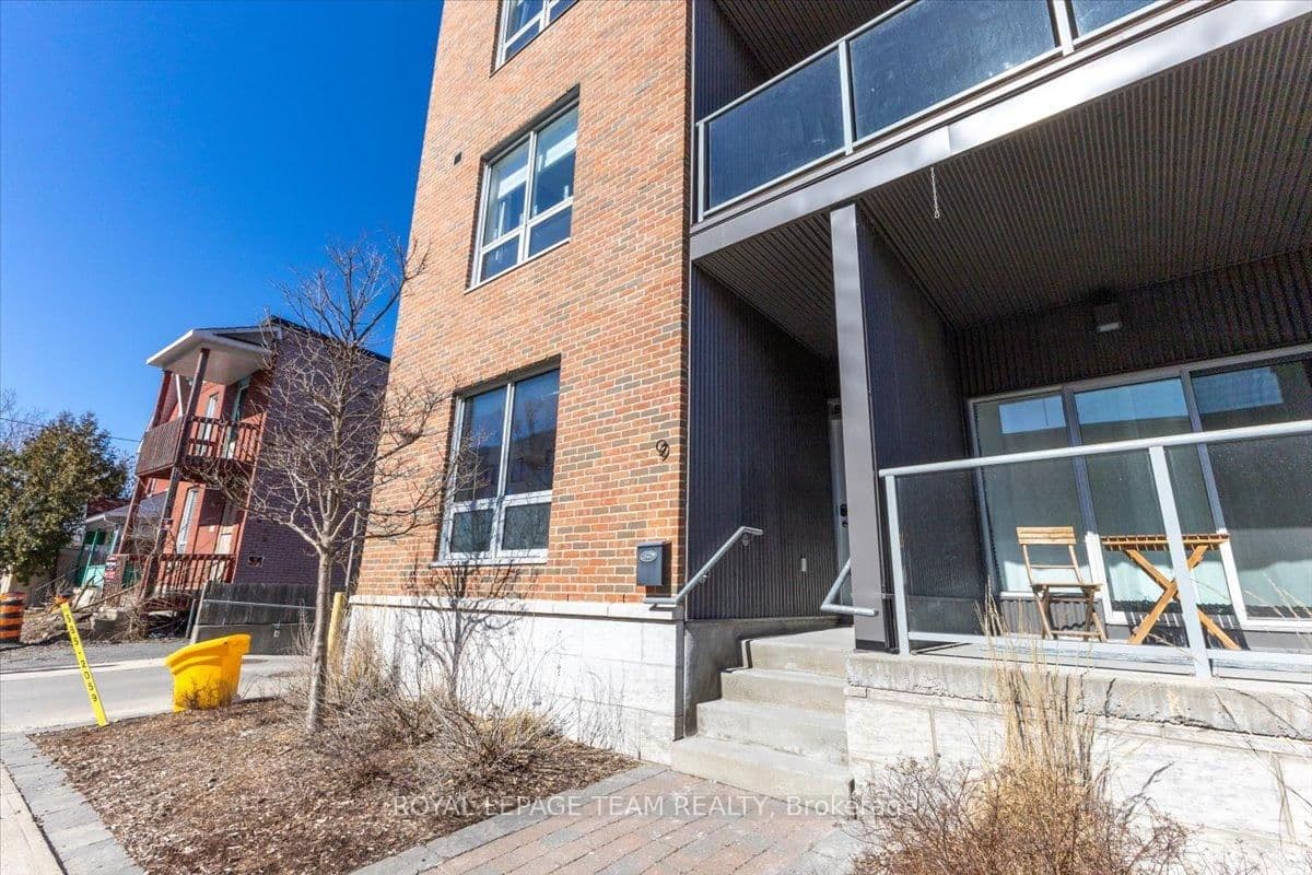 9 Balsam Street, Ottawa, ON — photo 3