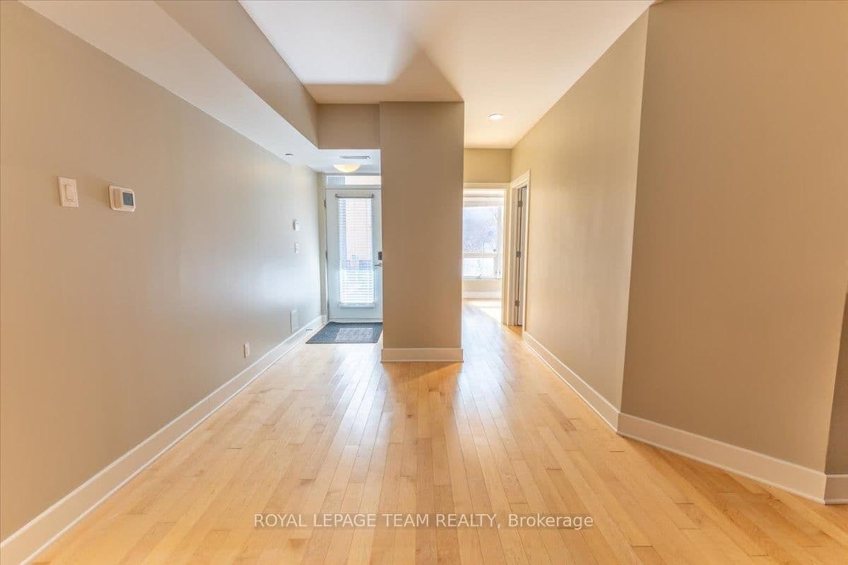 9 Balsam Street, Ottawa, ON — photo 8