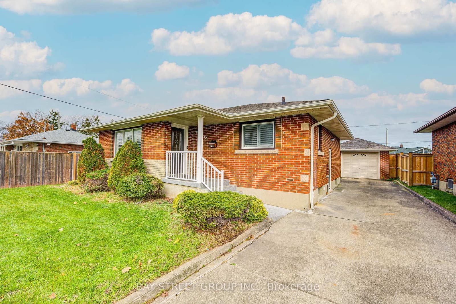 58 Broderick Avenue, Thorold, ON — photo 2