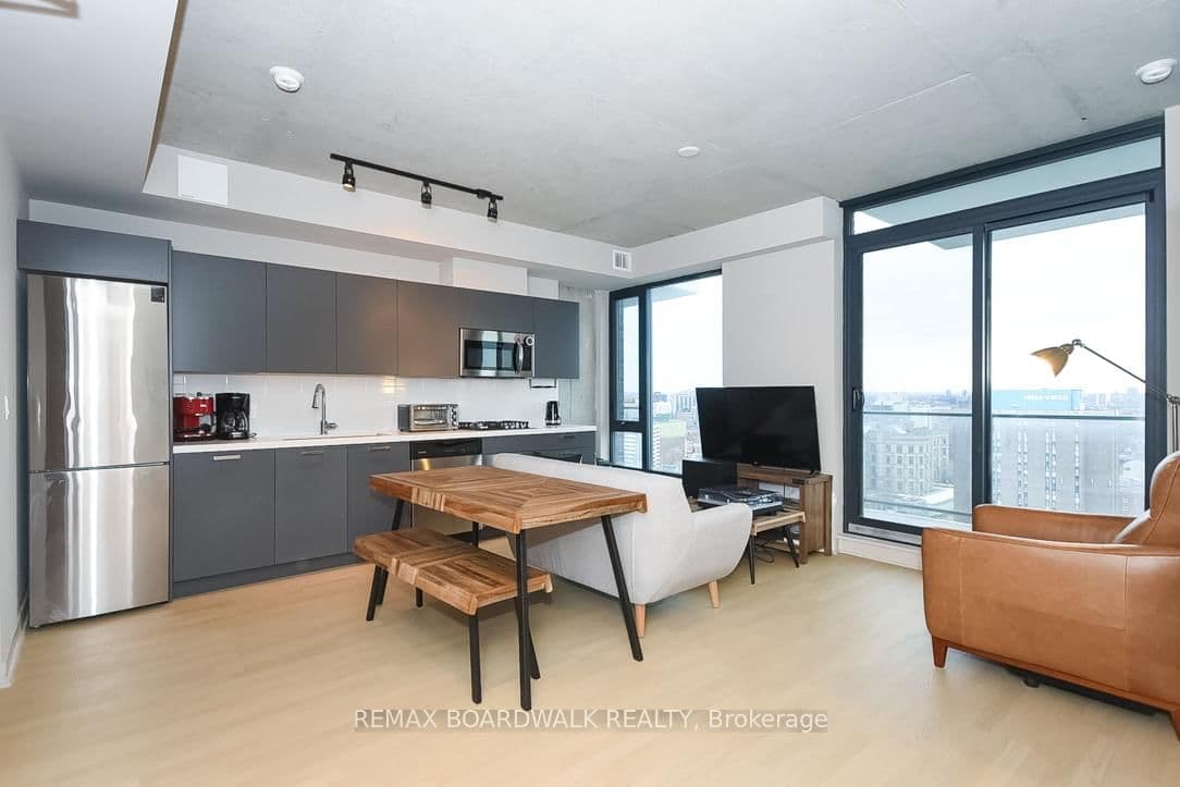 1709 - 203 Catherine Street, Ottawa, ON — photo 2
