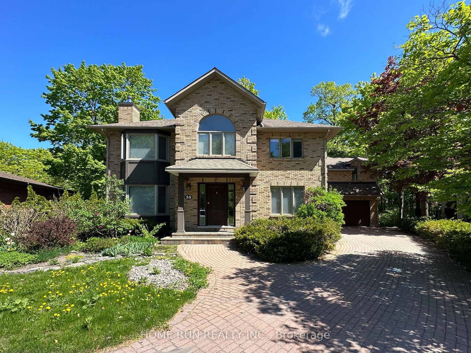 35 BLUE HERON Court, Ottawa, ON