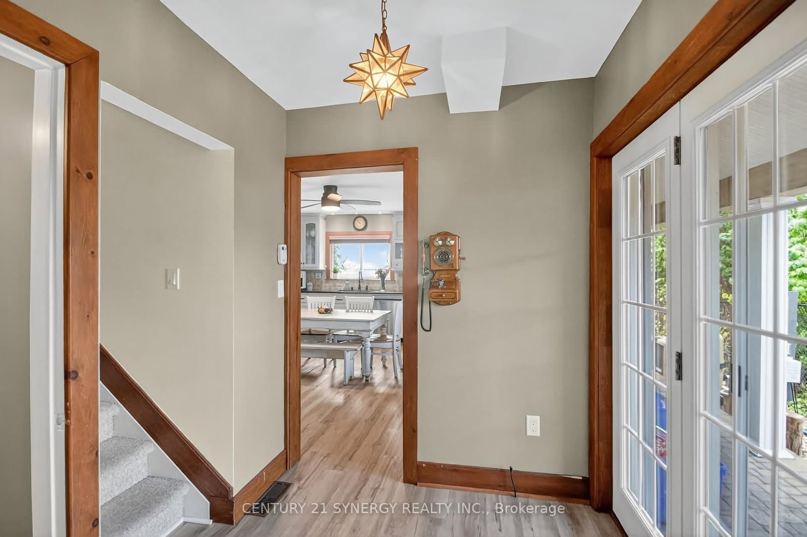 103 Queen Charlotte Street, Richmond, ON — photo 8