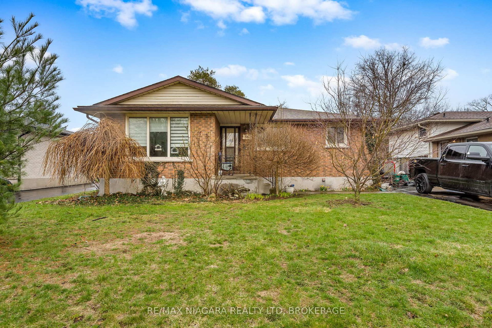 56 Royal Oak Drive, Welland, ON