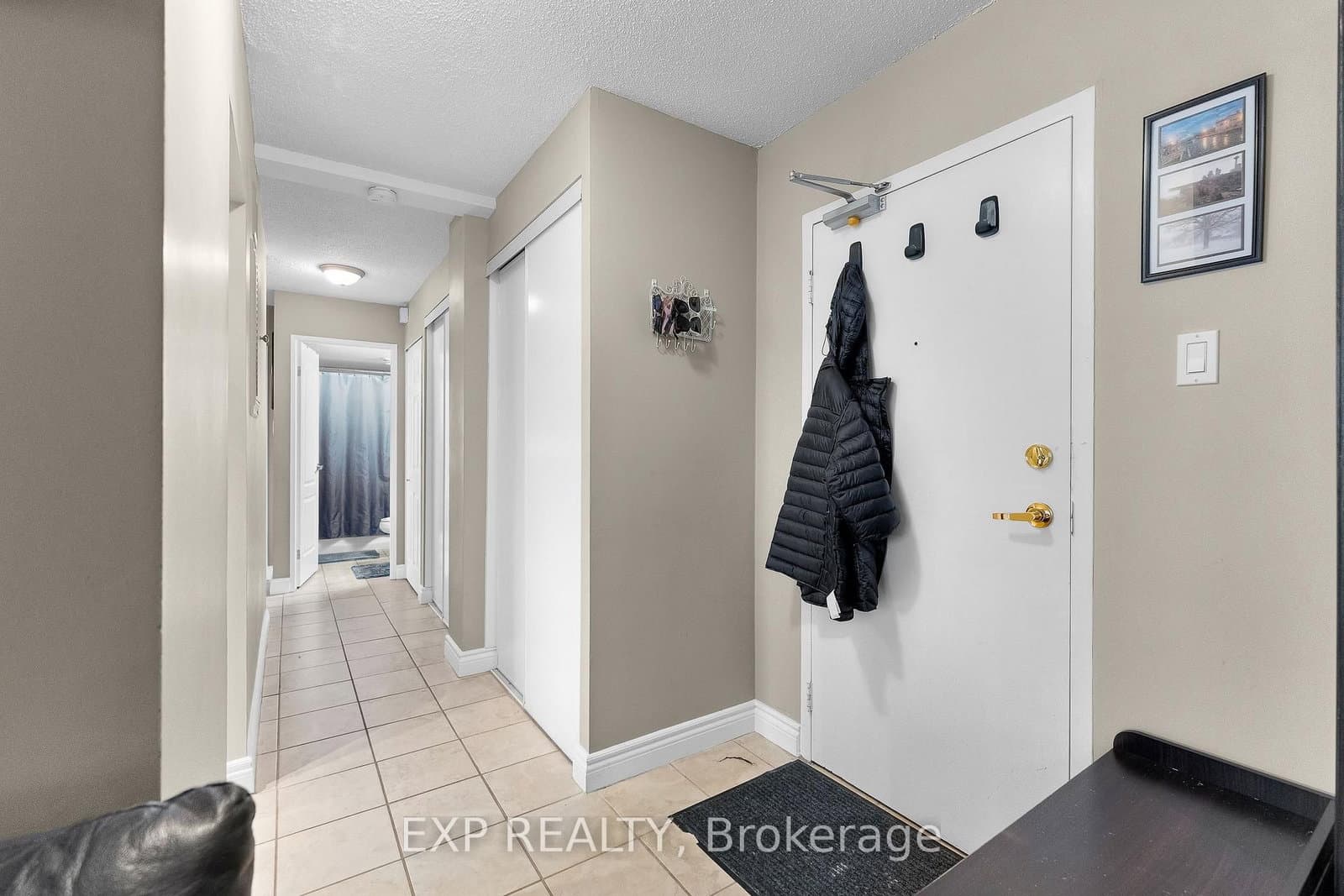407 - 6390 Huggins Street, Niagara Falls, ON — photo 3