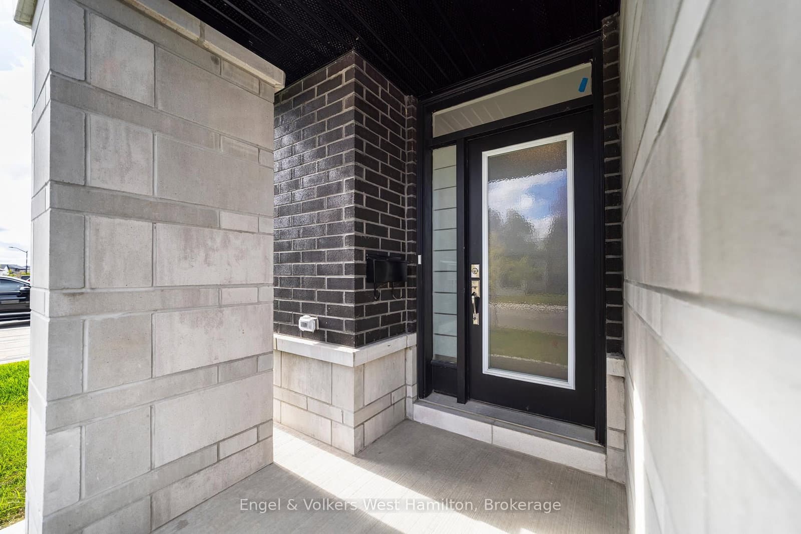 374 Big Dipper Street, Ottawa, ON — photo 2