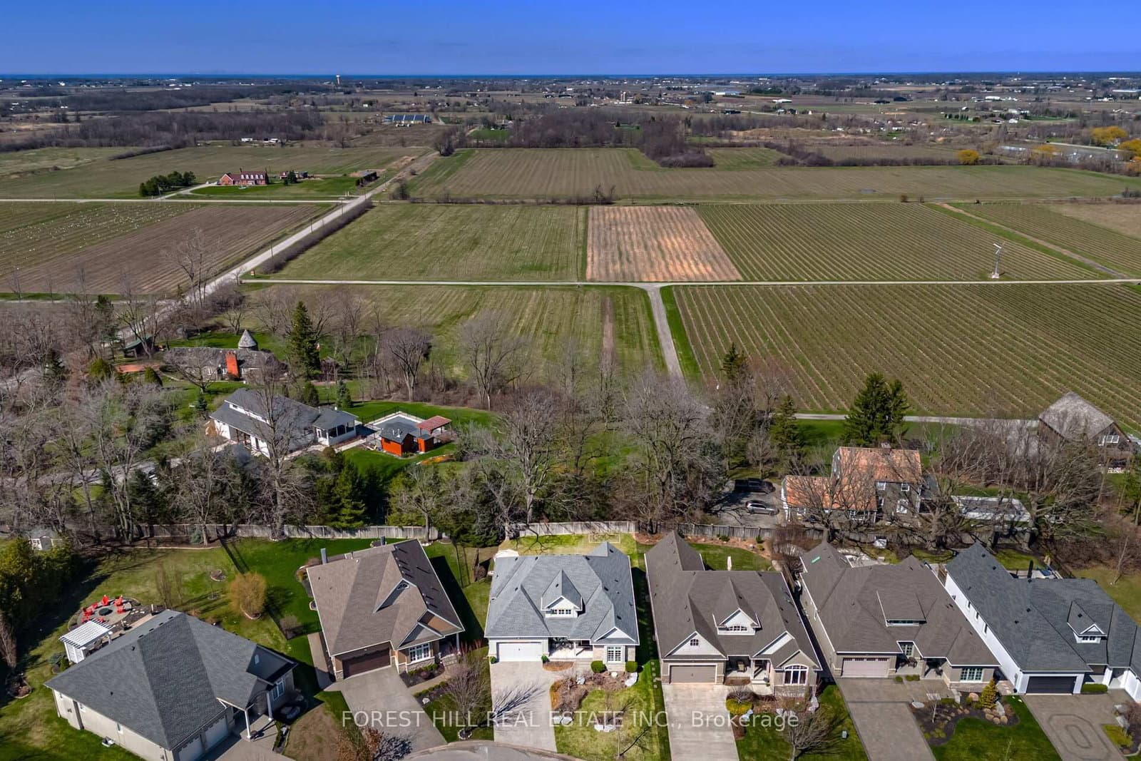 51 Stoneridge Crescent, Niagara-on-the-Lake, ON — photo 2