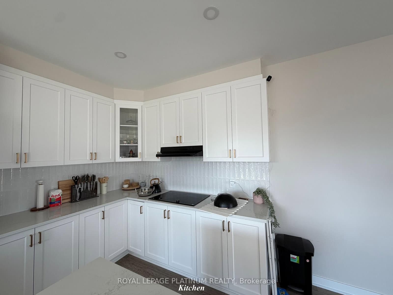 6384 Ottawa Street, Richmond, ON — photo 10
