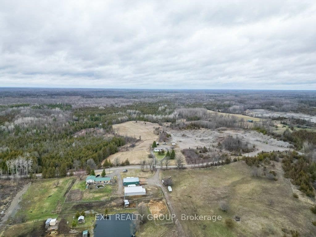 755 Naphan Road, Belleville, ON — photo 2