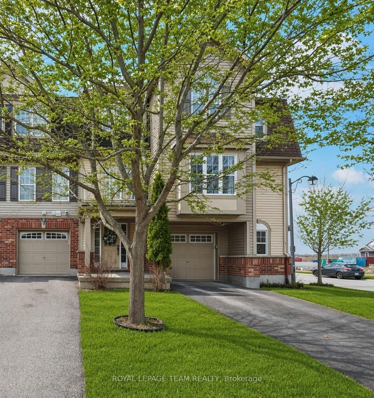 920 Messor Crescent, Ottawa, ON — photo 2