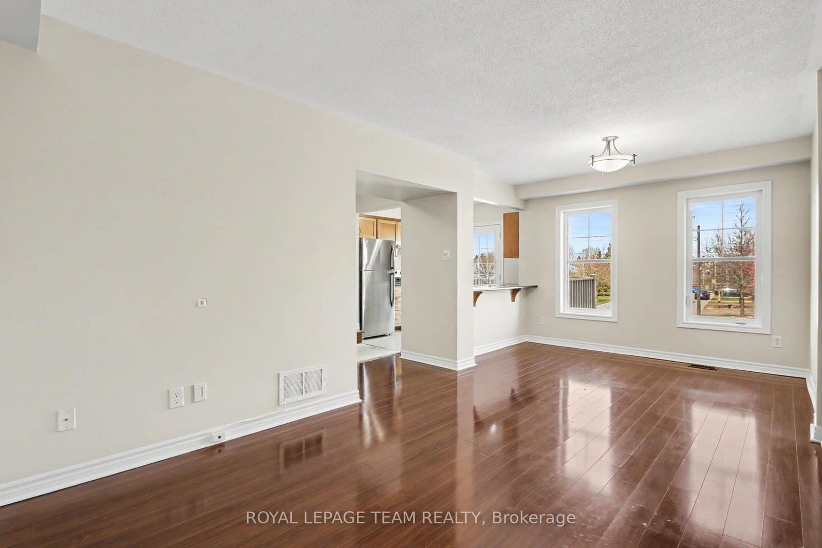 2100 Madrid Avenue, Ottawa, ON — photo 10