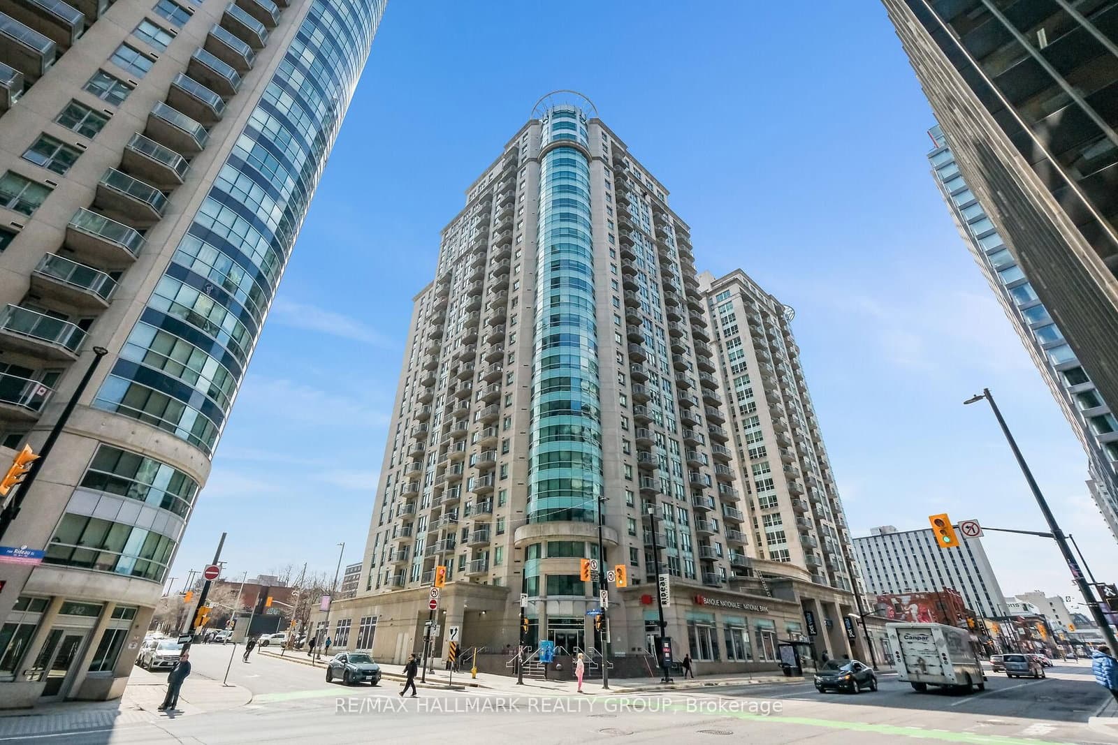 2404 - 234 Rideau Street, Ottawa, ON — photo 4
