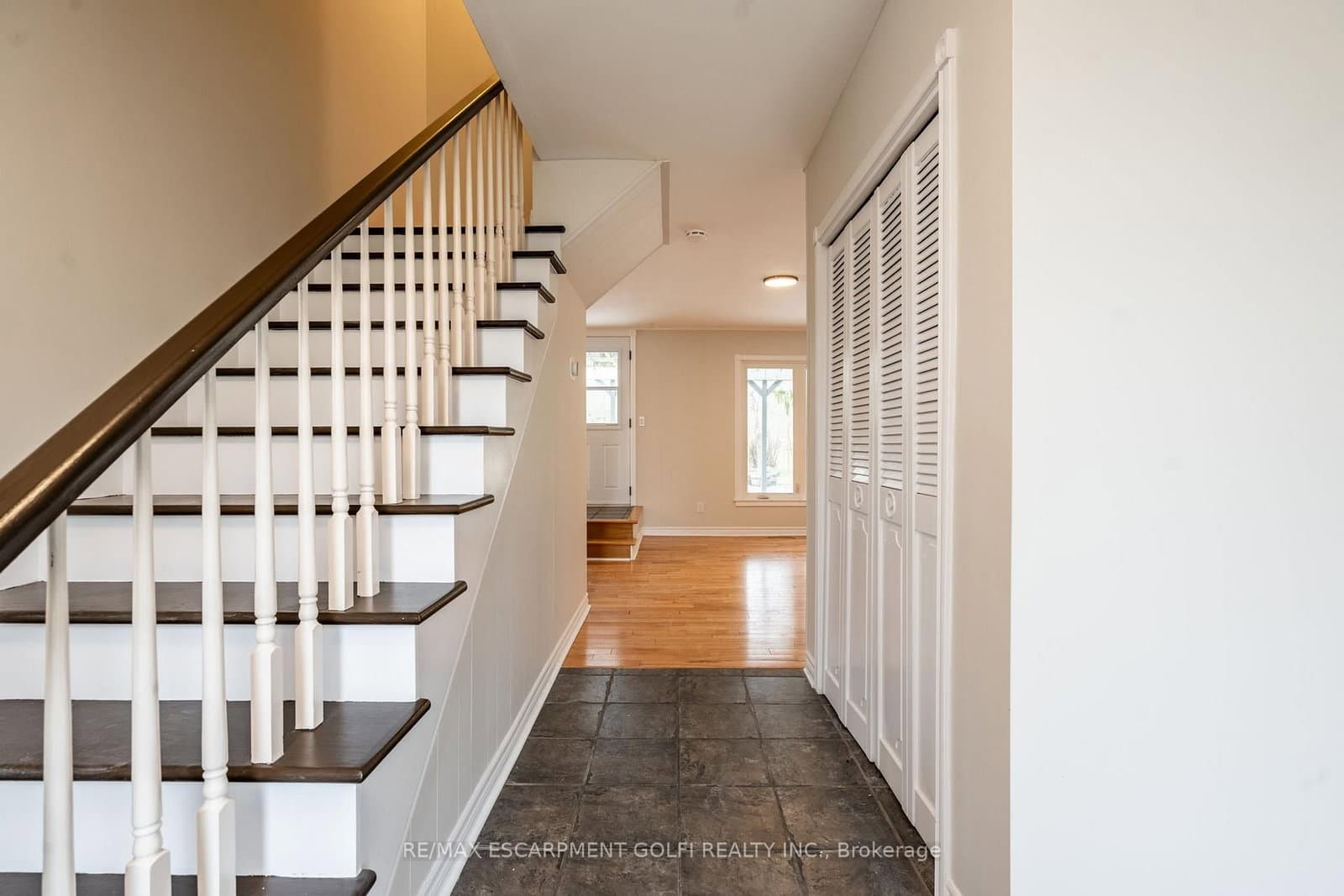 273 Riverview Boulevard, St. Catharines, ON — photo 3