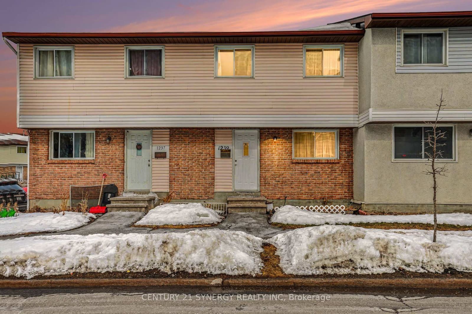 73 - 1239 Bowmount Street, Ottawa, ON — photo 1