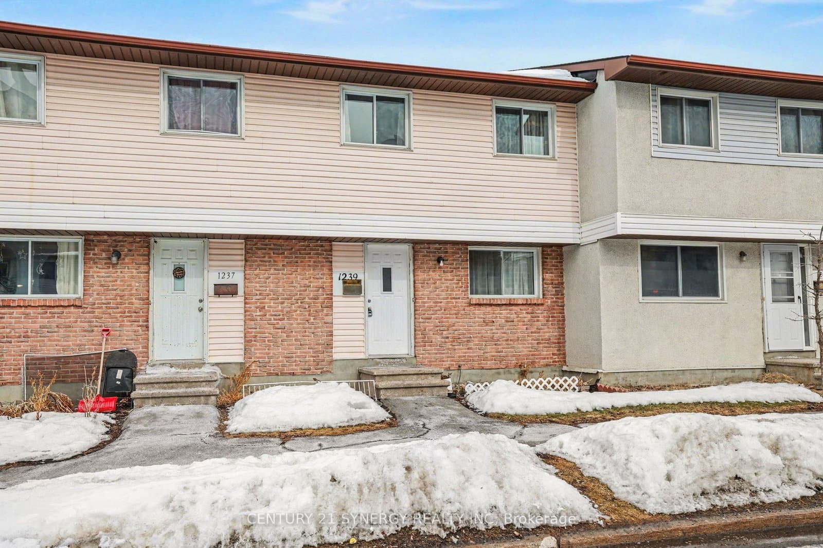 73 - 1239 Bowmount Street, Ottawa, ON — photo 2