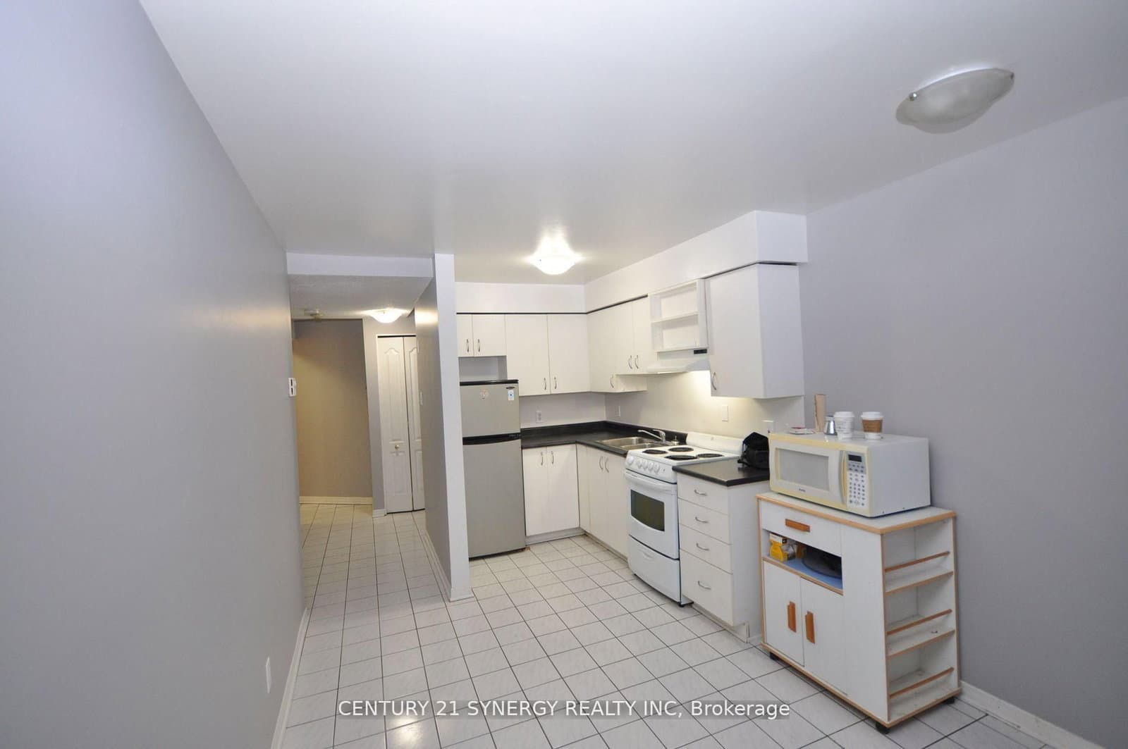 2 - 450 Maclaren Street, Ottawa, ON — photo 2