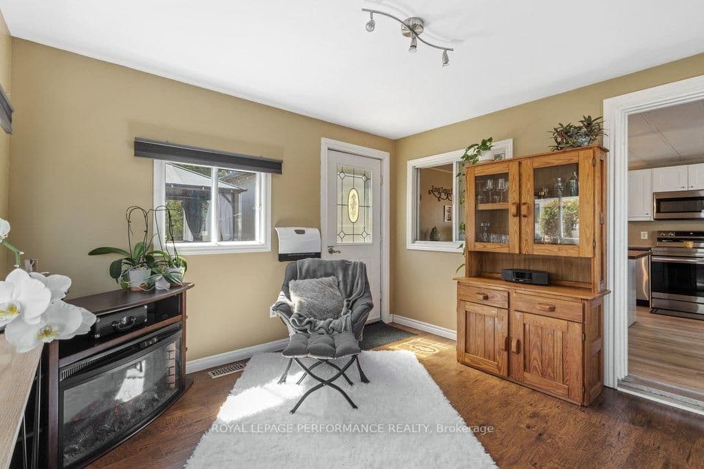 1034 Vista Barrett Private, Greely, ON — photo 6