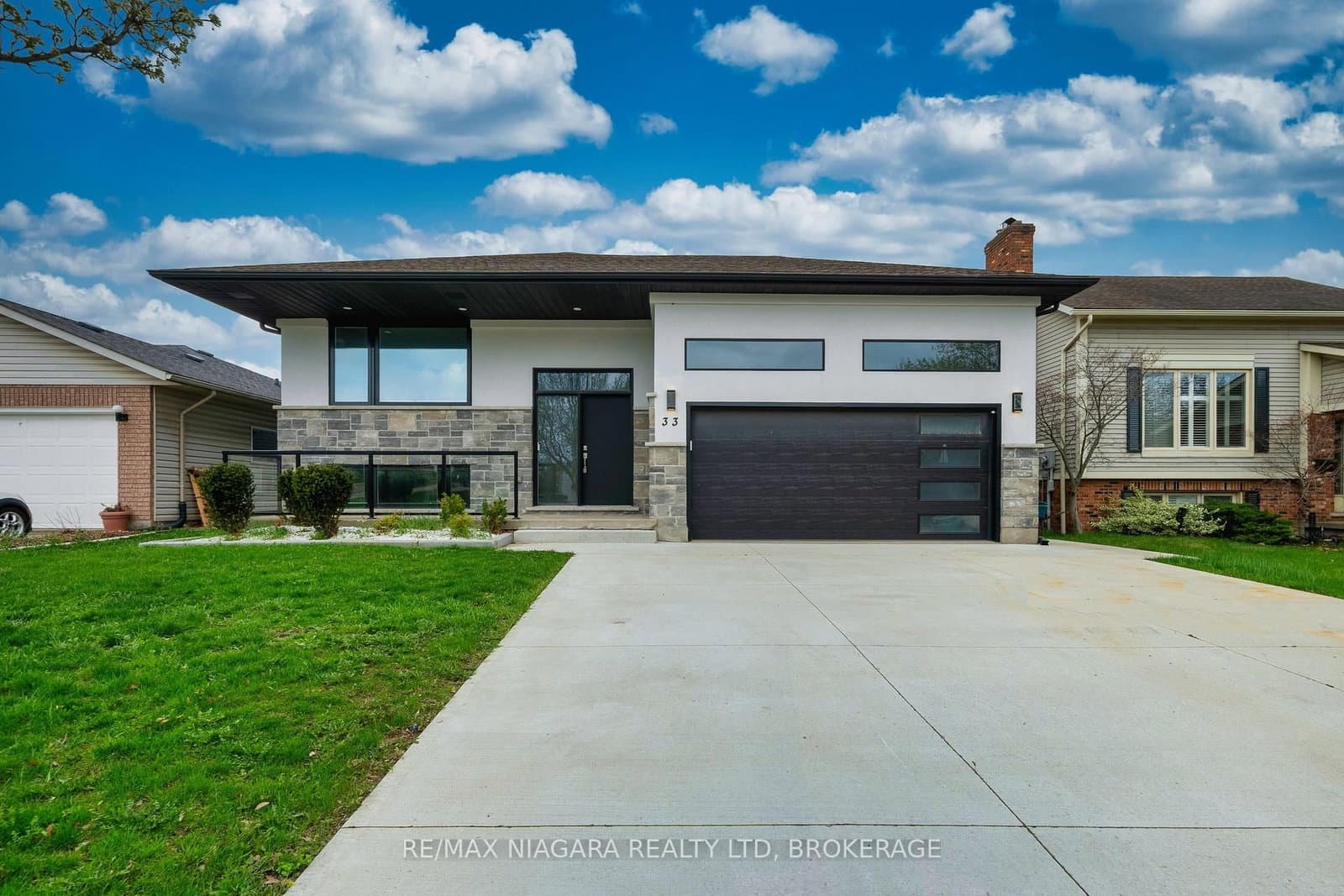 33 West Farmington Drive, St. Catharines, ON