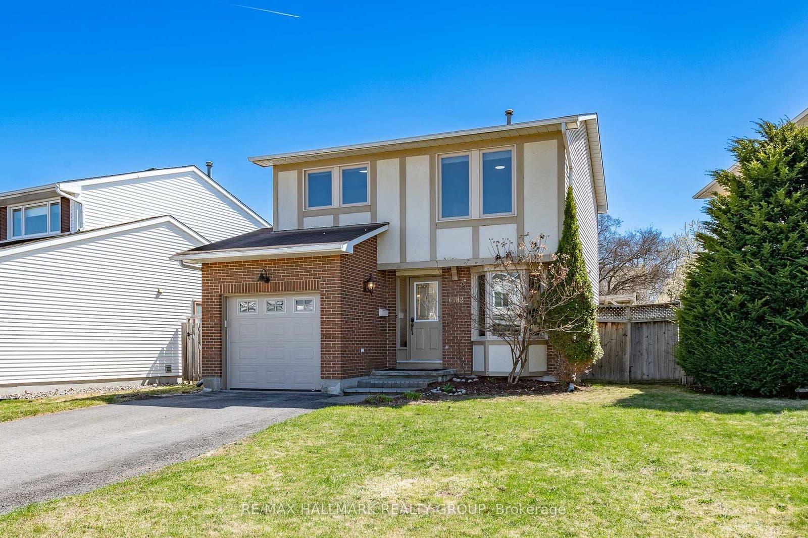 6382 St. Louis Drive, Ottawa, ON