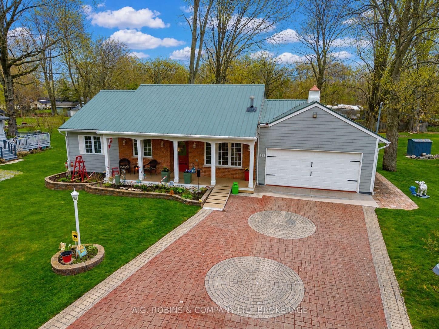 633 Wyldewood Road, Port Colborne, ON