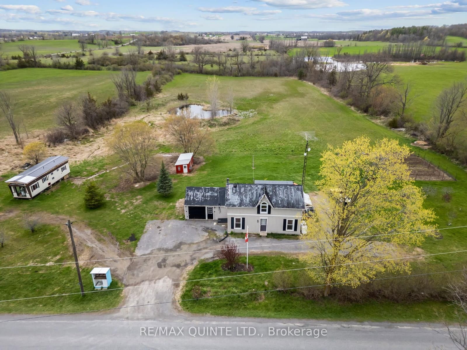 912 Carmel Road, Stirling, ON — photo 2