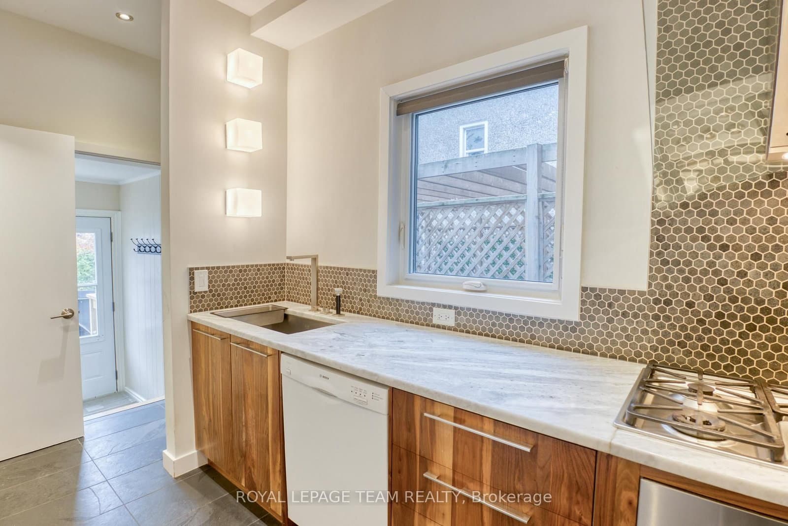 87 Guigues Avenue, Ottawa, ON — photo 11