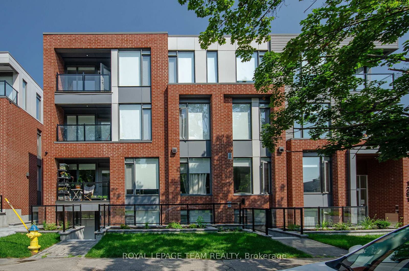 204 - 1291 Summerville Avenue, Ottawa, ON