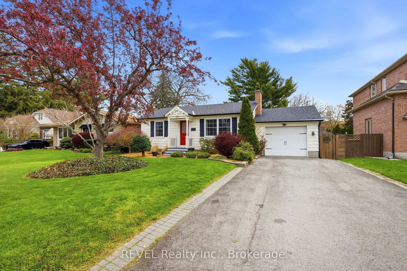 658 Geneva Street, St. Catharines, ON