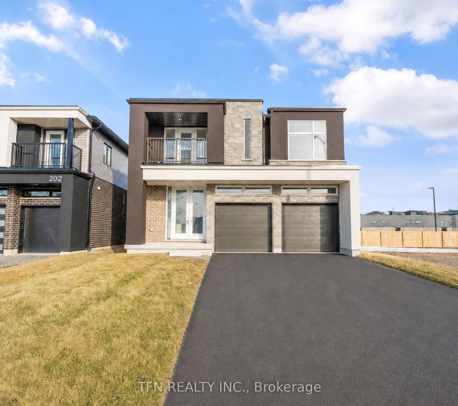 210 Wellandvale Drive, Welland, ON
