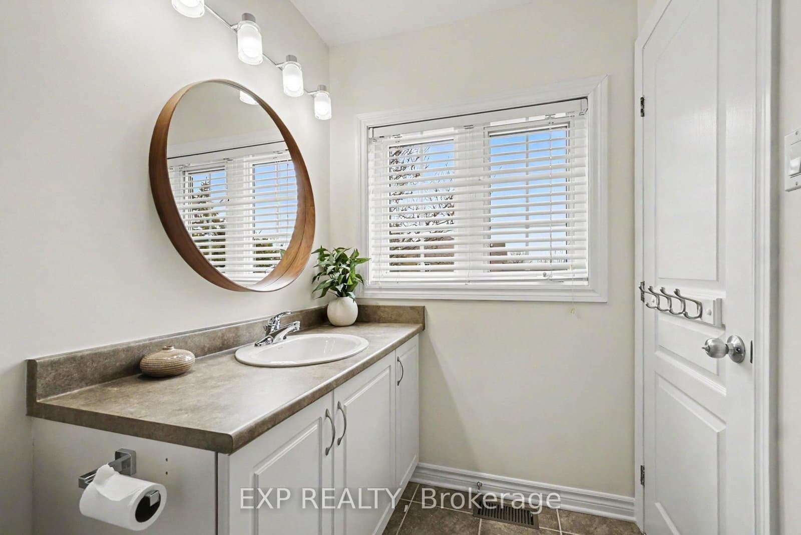 2100 Melette Crescent, Ottawa, ON — photo 20