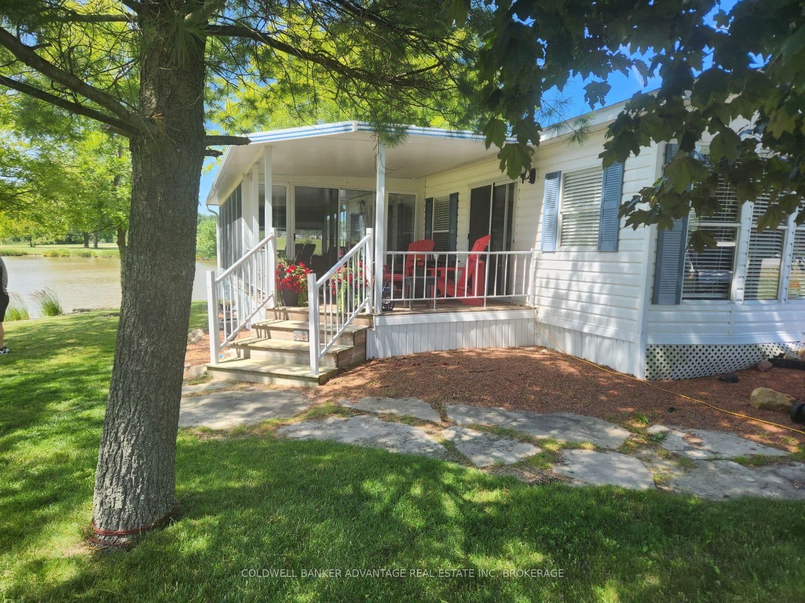 202 - 2325 Victoria Avenue, Pelham, ON — photo 2