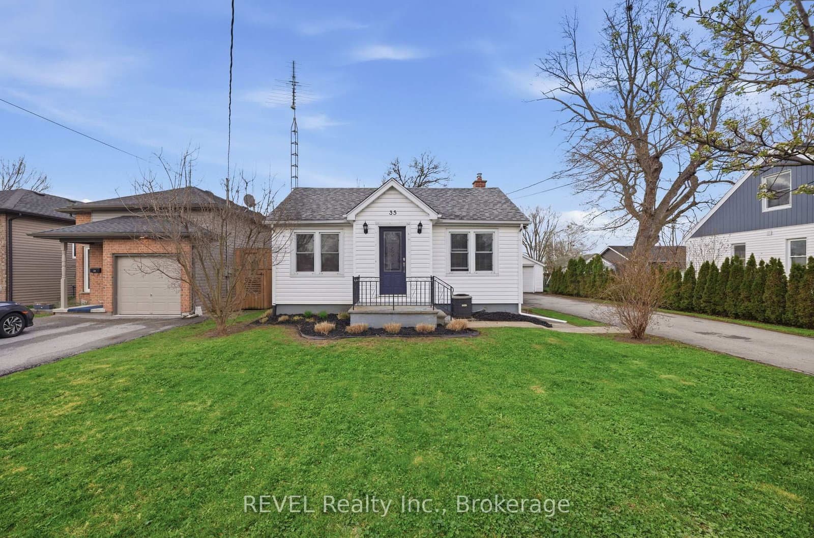 35 Hatter Avenue, Welland, ON