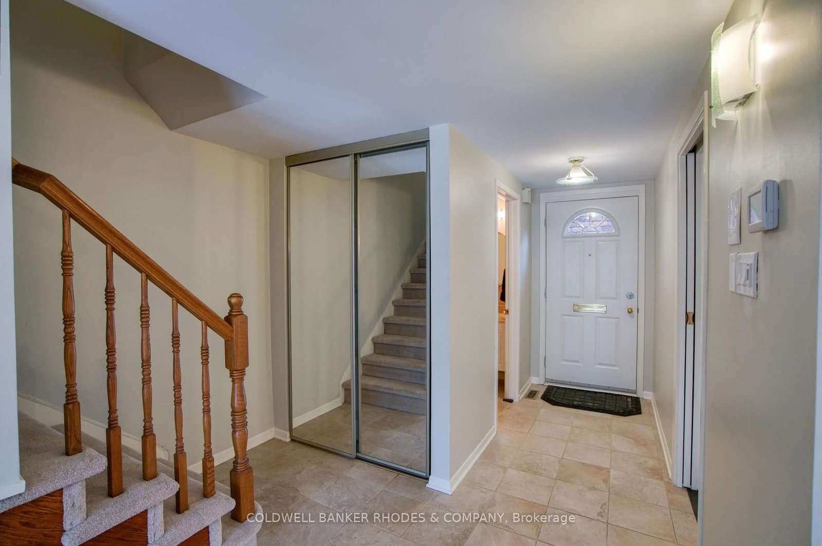 9 - 215 MacKay Street, Ottawa, ON — photo 3